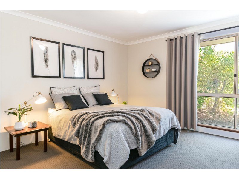 17 Barnes Avenue, Australind WA 6233