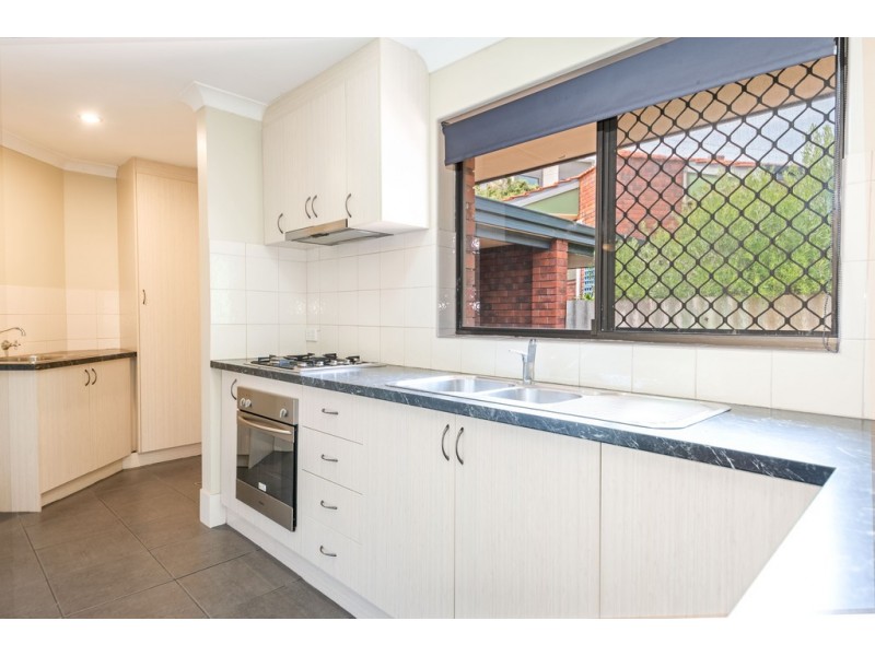 2/5 Joel Crescent, South Bunbury WA 6230
