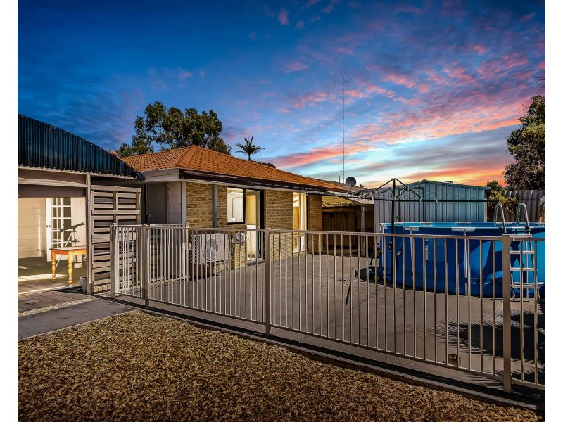 10 Cingalese Close, Carey Park WA 6230