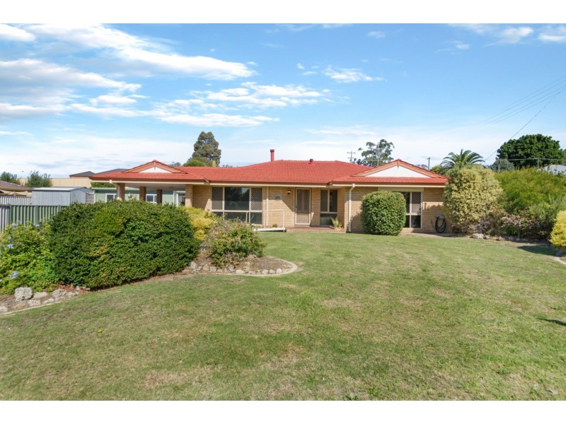 59 Travers Drive, Australind WA 6233
