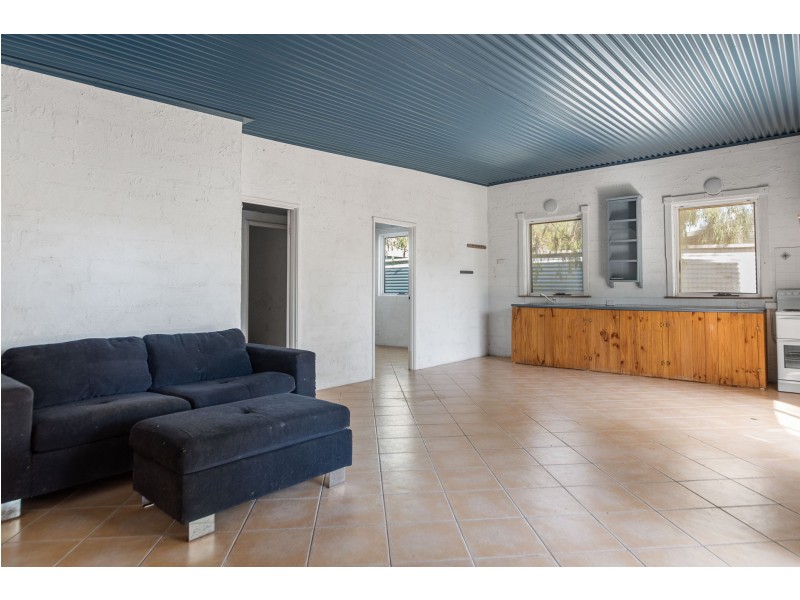 10 Winter Court, Peppermint Grove Beach WA 6271