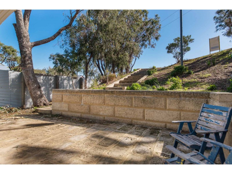 10 Winter Court, Peppermint Grove Beach WA 6271