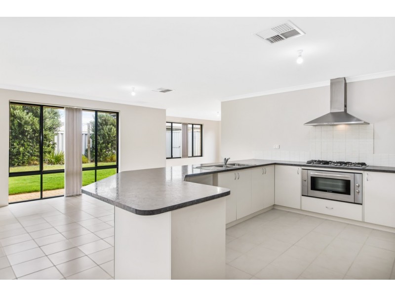 12 Murtin Road, Dalyellup WA 6230