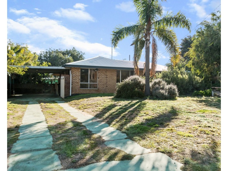 6 Powell Court, Withers WA 6230