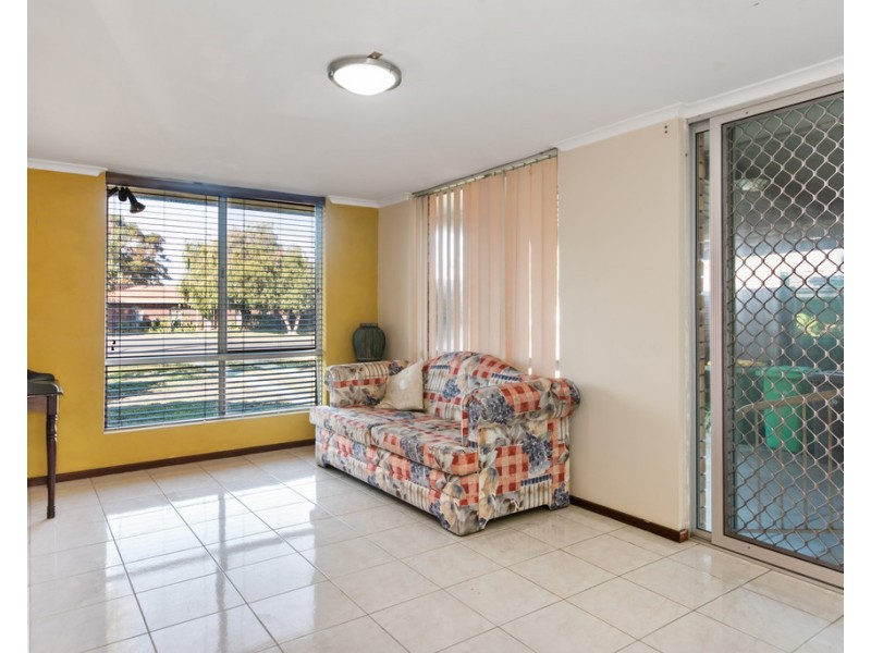 6 Powell Court, Withers WA 6230