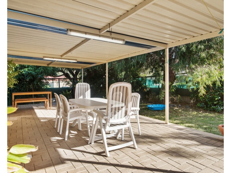 6 Powell Court, Withers WA 6230