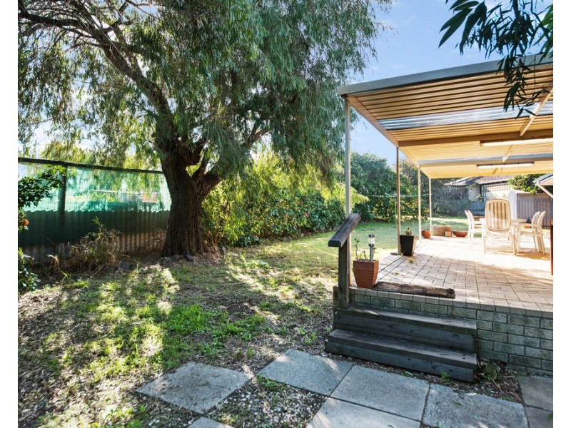 6 Powell Court, Withers WA 6230