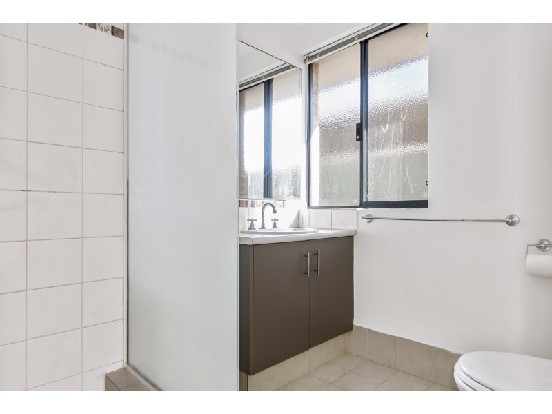 8 Priory Road, Australind WA 6233