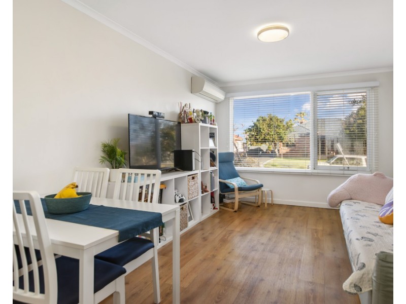 Unit 2/12 William Street, Bunbury WA 6230