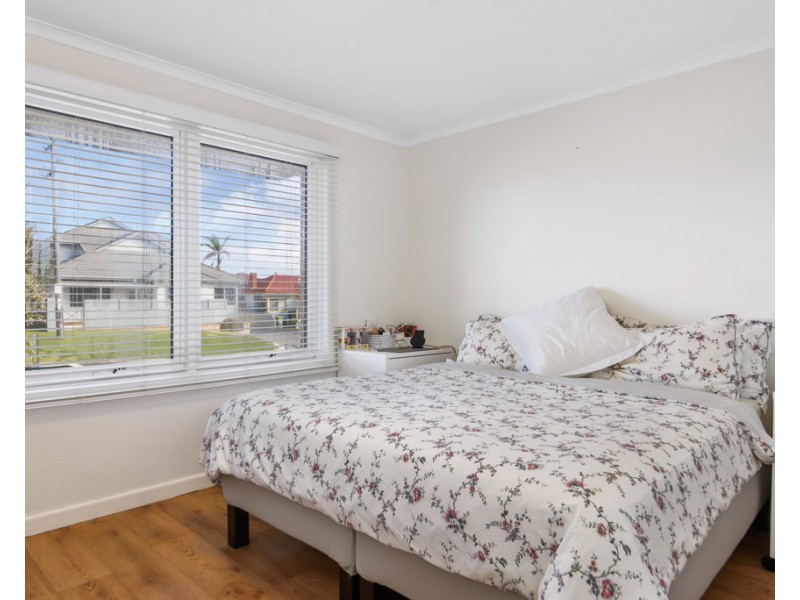 Unit 2/12 William Street, Bunbury WA 6230