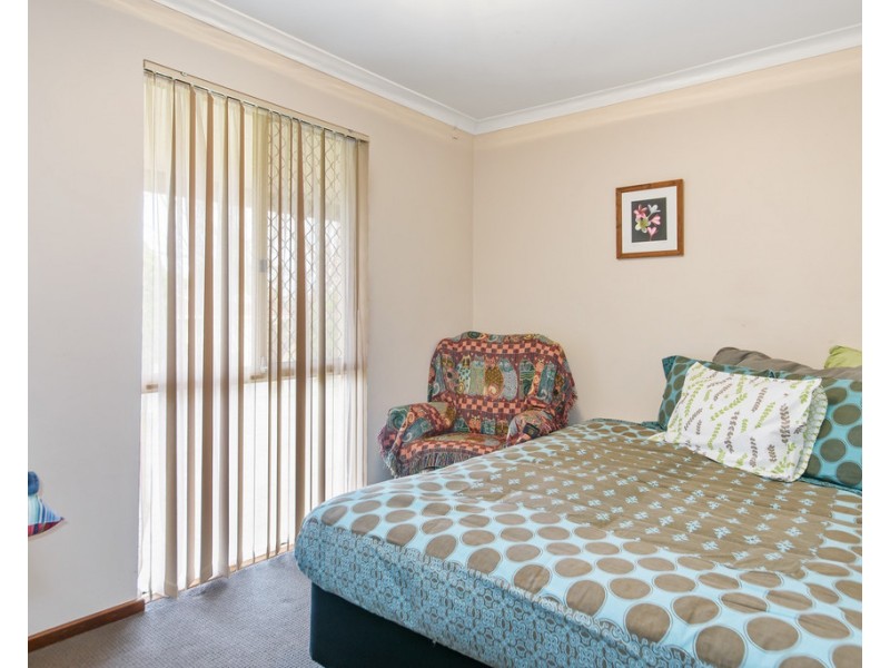 10 Dudley Drive, Usher WA 6230