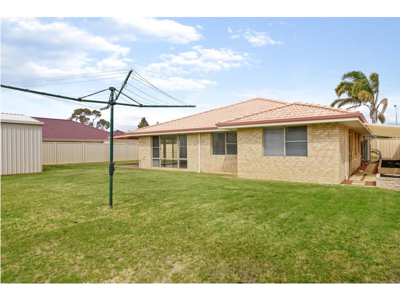 8 Shetland Place, Eaton WA 6232