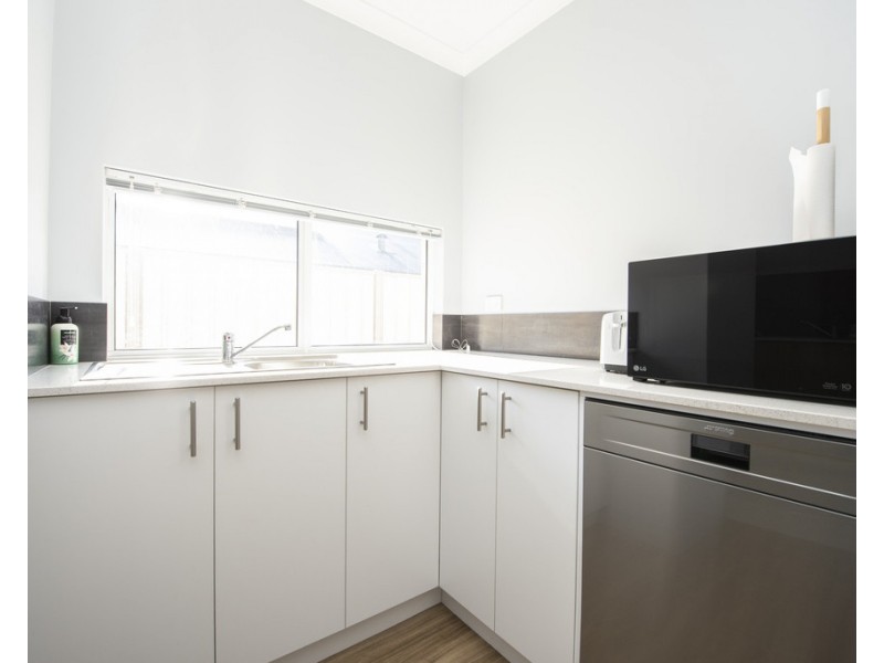 10 Hematite Way, Australind WA 6233