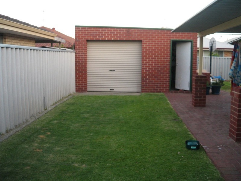 27 Lofthouse Avenue, Eaton WA 6232