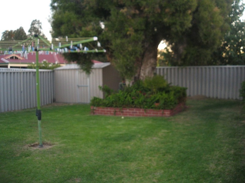 27 Lofthouse Avenue, Eaton WA 6232