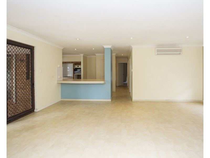 29 Whatman Way, Australind WA 6233