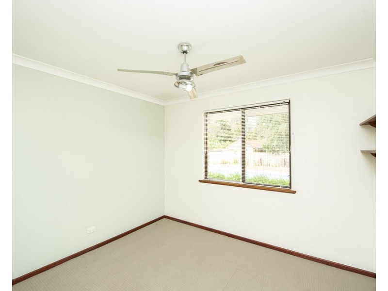 29 Whatman Way, Australind WA 6233