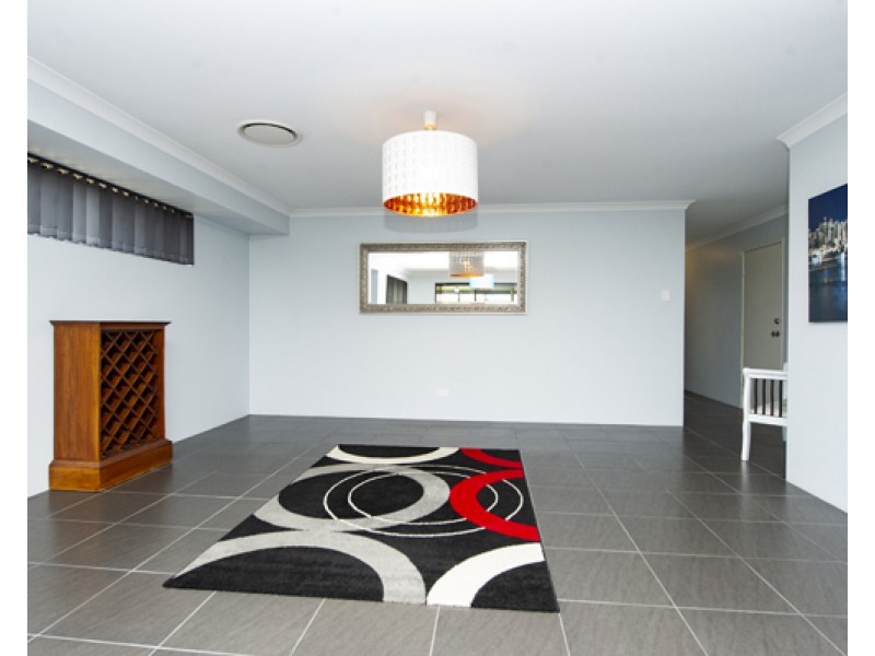 7 Camden Street, Australind WA 6233