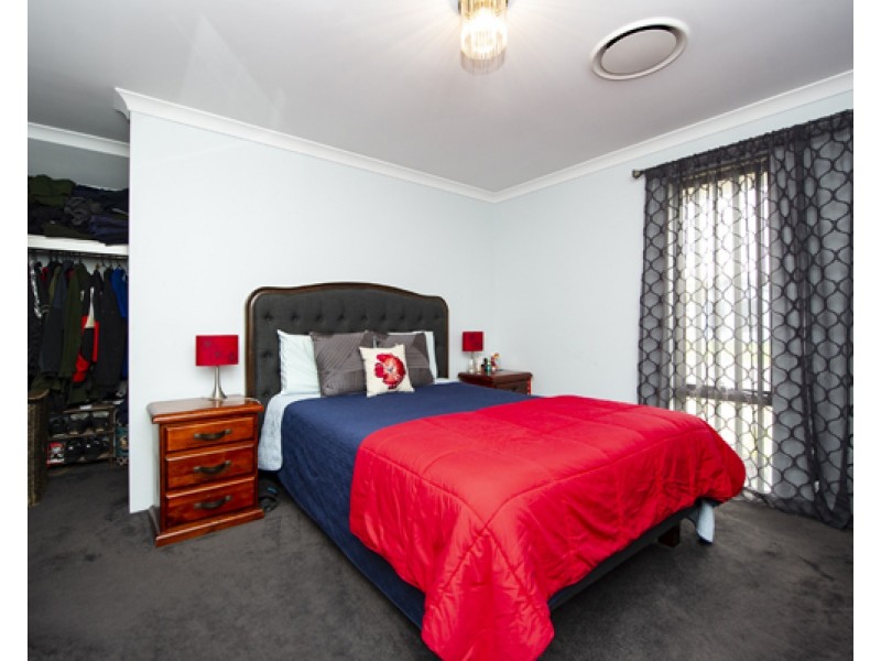 7 Camden Street, Australind WA 6233