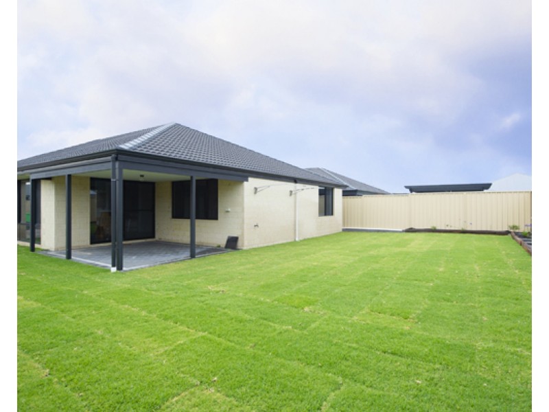 7 Camden Street, Australind WA 6233