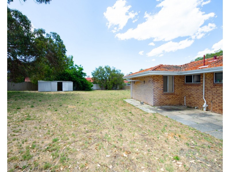 10 Mawson Place, Withers WA 6230