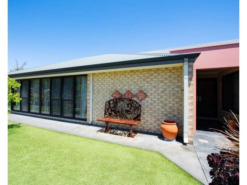 1 Advance Road, Dalyellup WA 6230