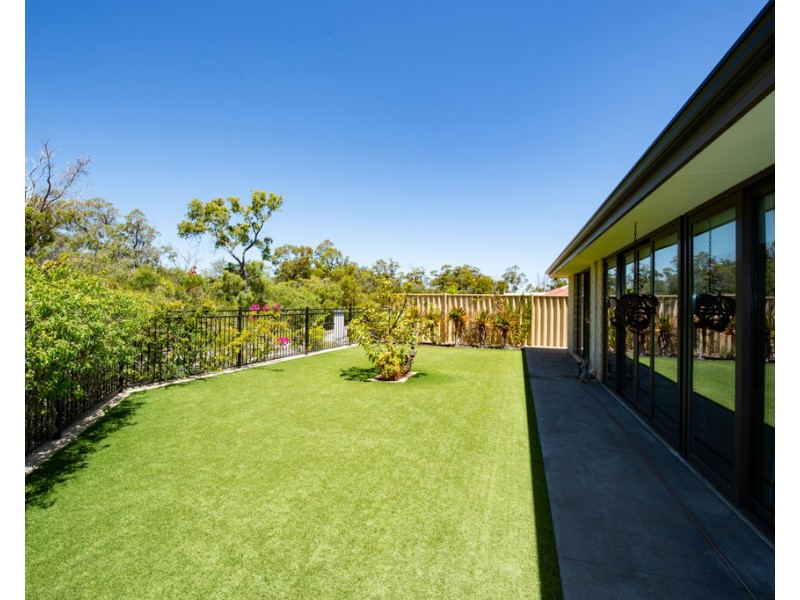 1 Advance Road, Dalyellup WA 6230