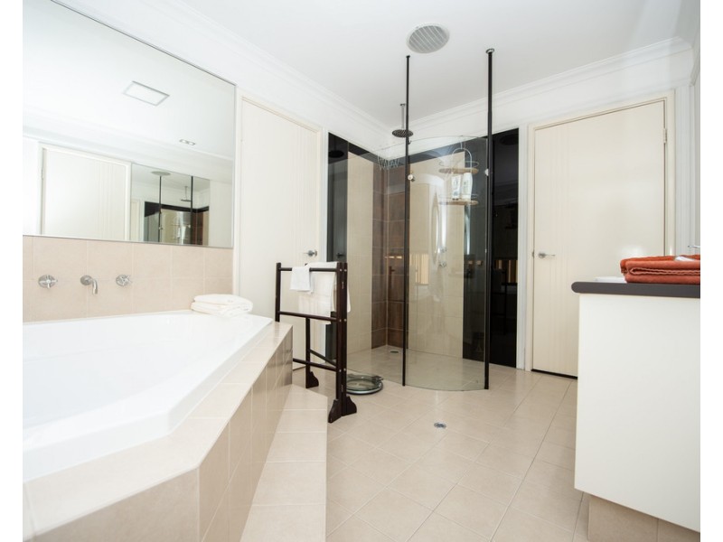 1 Advance Road, Dalyellup WA 6230