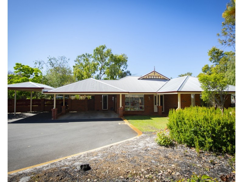 7 Talia Court, Leschenault WA 6233