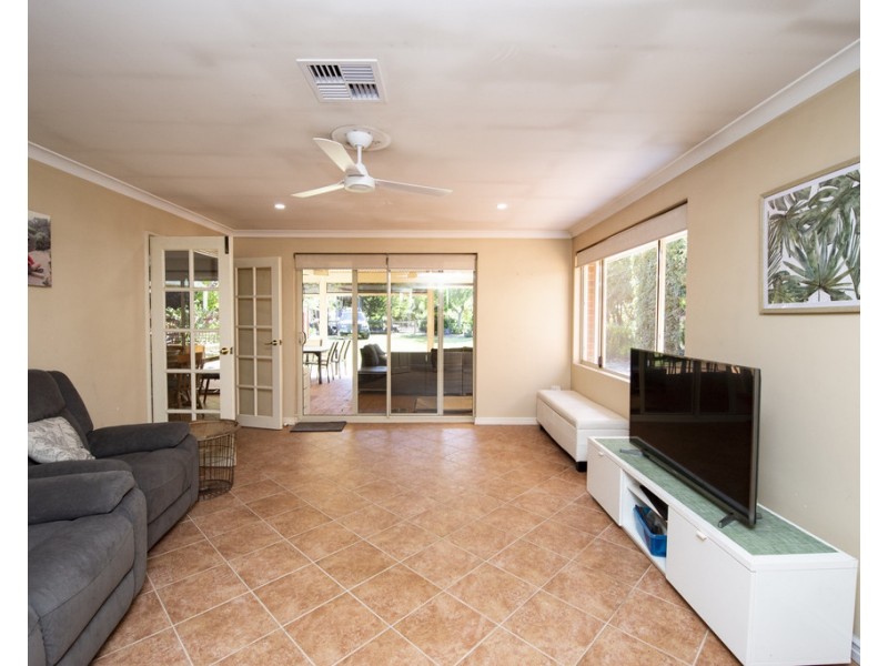 7 Talia Court, Leschenault WA 6233