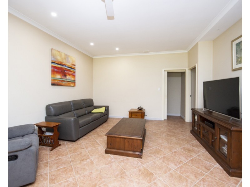 7 Talia Court, Leschenault WA 6233