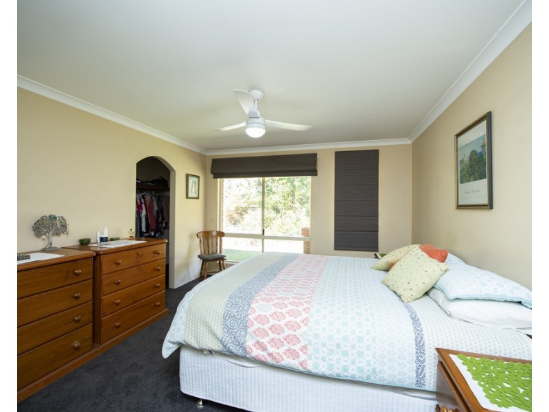 7 Talia Court, Leschenault WA 6233