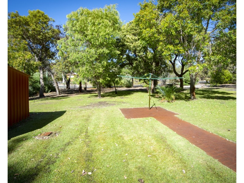 7 Talia Court, Leschenault WA 6233