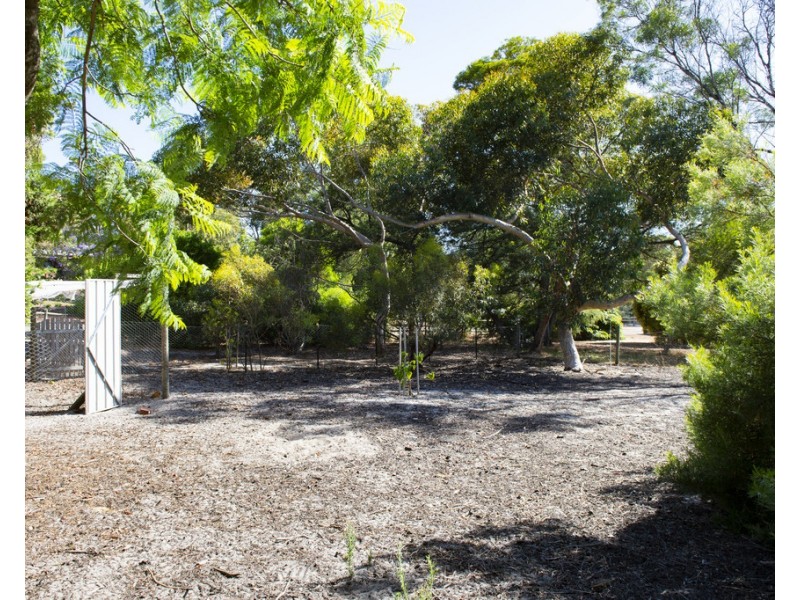 7 Talia Court, Leschenault WA 6233