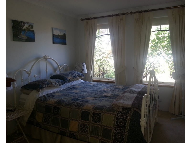 8 Howitt Way, Dalyellup WA 6230