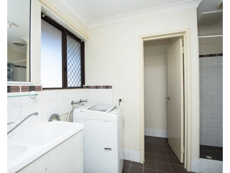 3/4 Davenport Way, Withers WA 6230