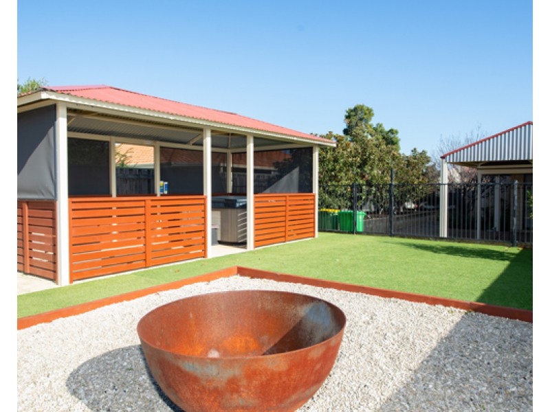 18 Sherwood Road, Australind WA 6233