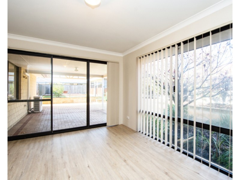 18 Sherwood Road, Australind WA 6233