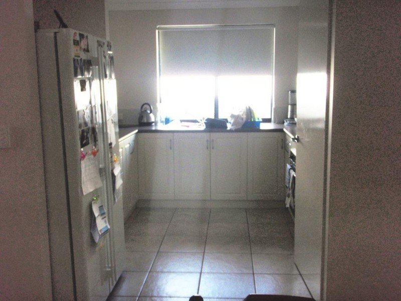 2/12 Nuytsia Avenue, Carey Park WA 6230