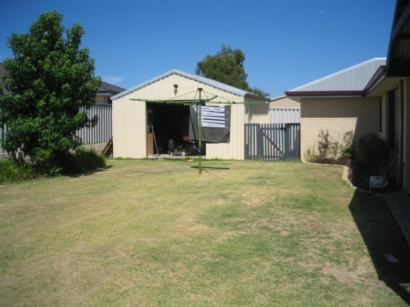 74 Chapple Drive, Australind WA 6233