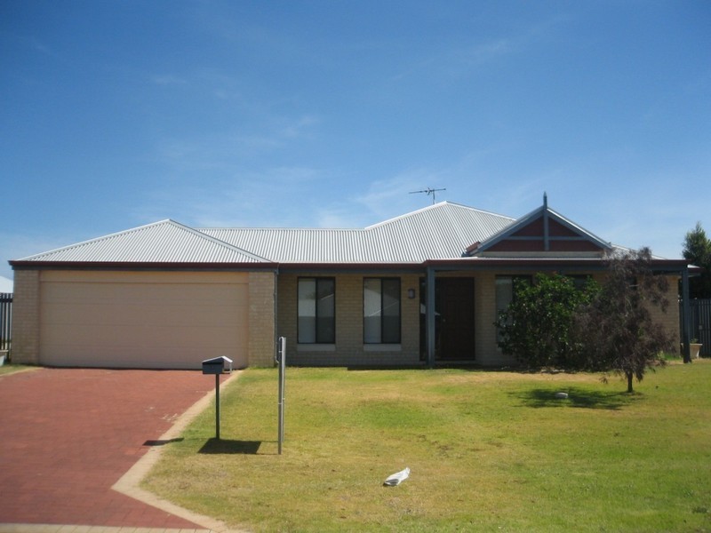 74 Chapple Drive, Australind WA 6233