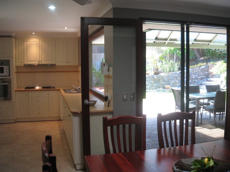 17 Parry Street, South Bunbury WA 6230