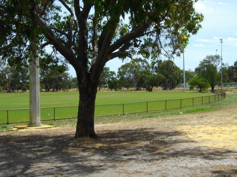 60 Range Road, Capel WA 6271