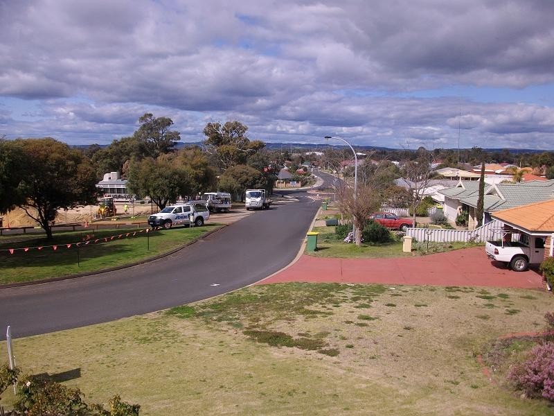 96 Chapple Drive, Australind WA 6233