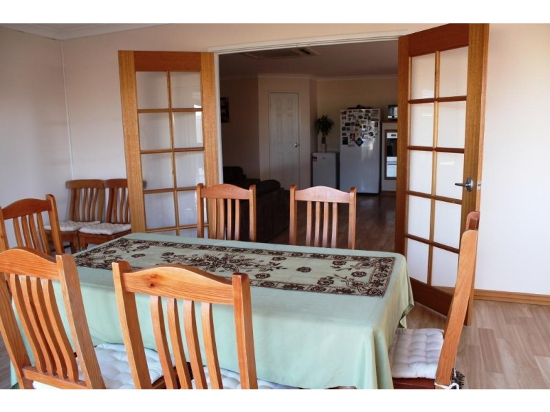 43 Lusitano Avenue, Eaton WA 6232