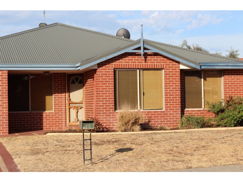 43 Lusitano Avenue, Eaton WA 6232