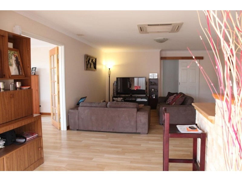 43 Lusitano Avenue, Eaton WA 6232