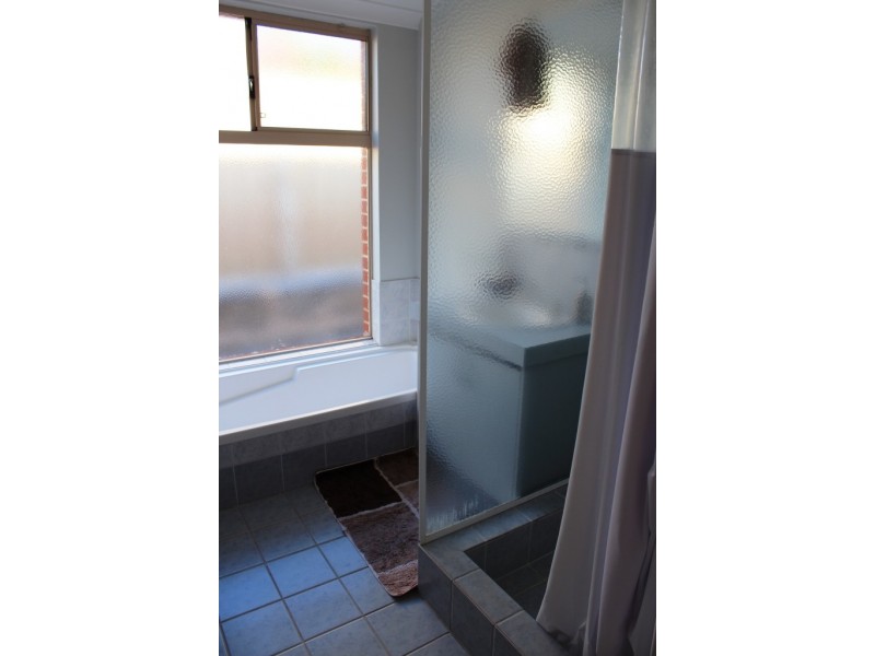 43 Lusitano Avenue, Eaton WA 6232