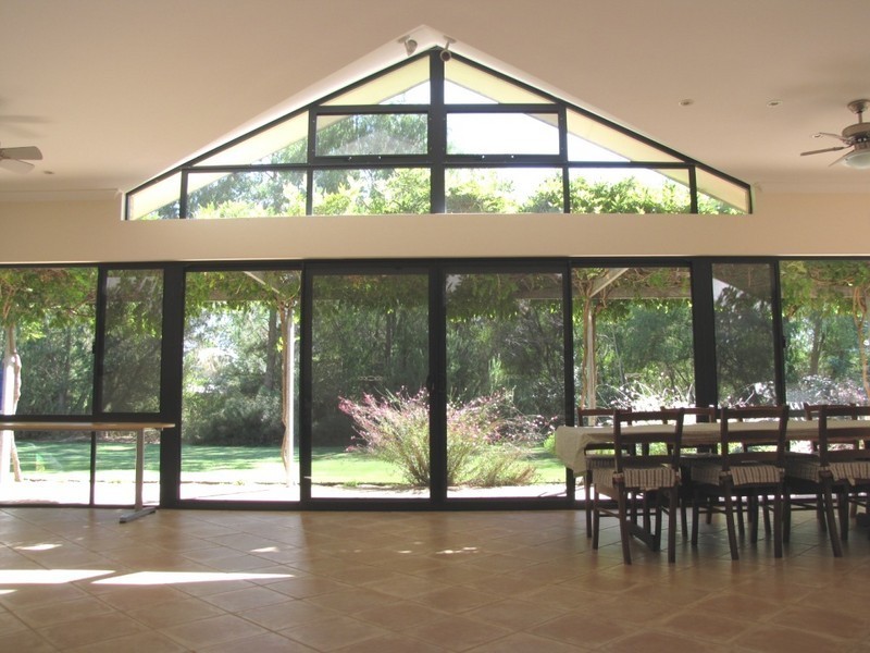 20 Wildflower Way, Leschenault WA 6233