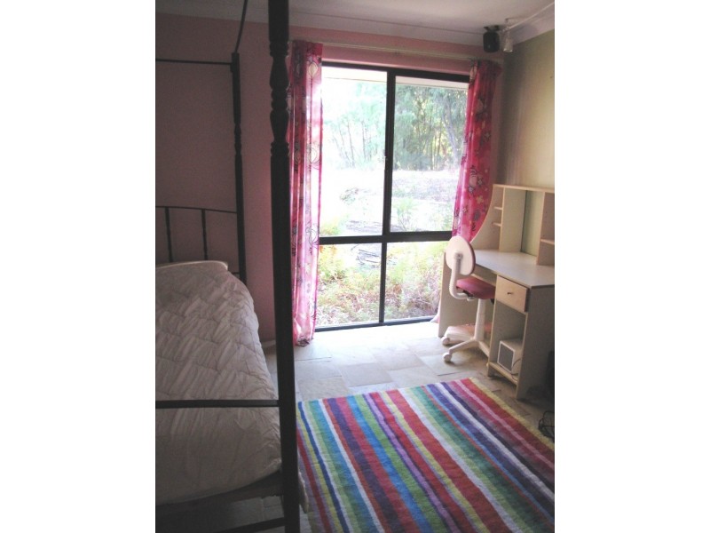 20 Wildflower Way, Leschenault WA 6233